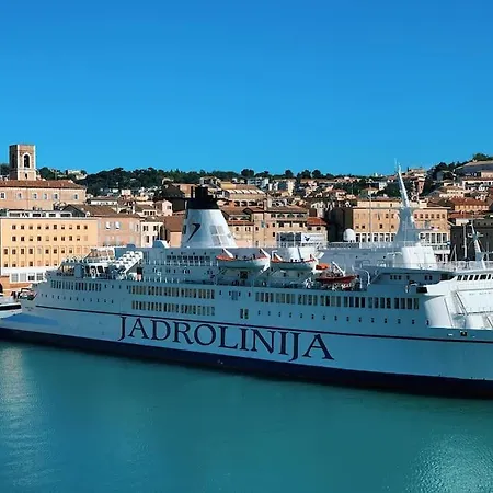 아파트 Posizione Strategica Porto, Stazione E Wi-fi